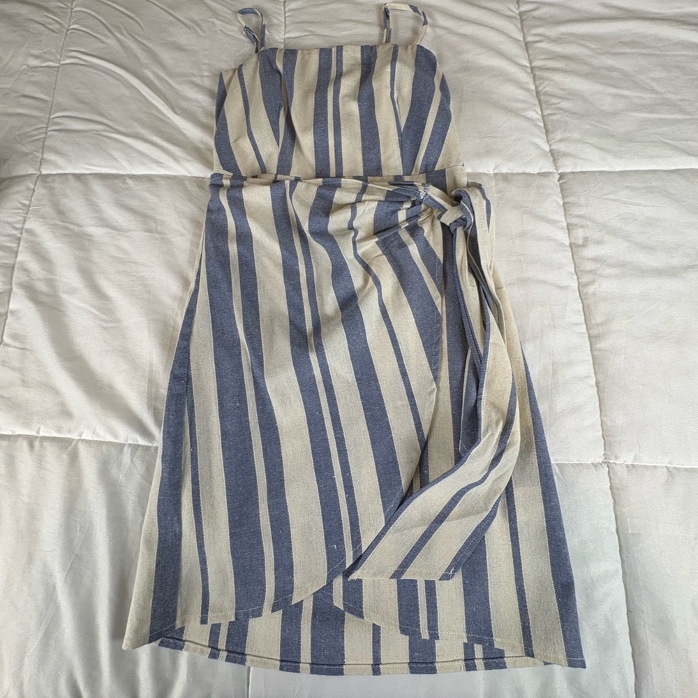 White Birch Blue Stripe Wrap Dress Sleeveless Tie Waist S